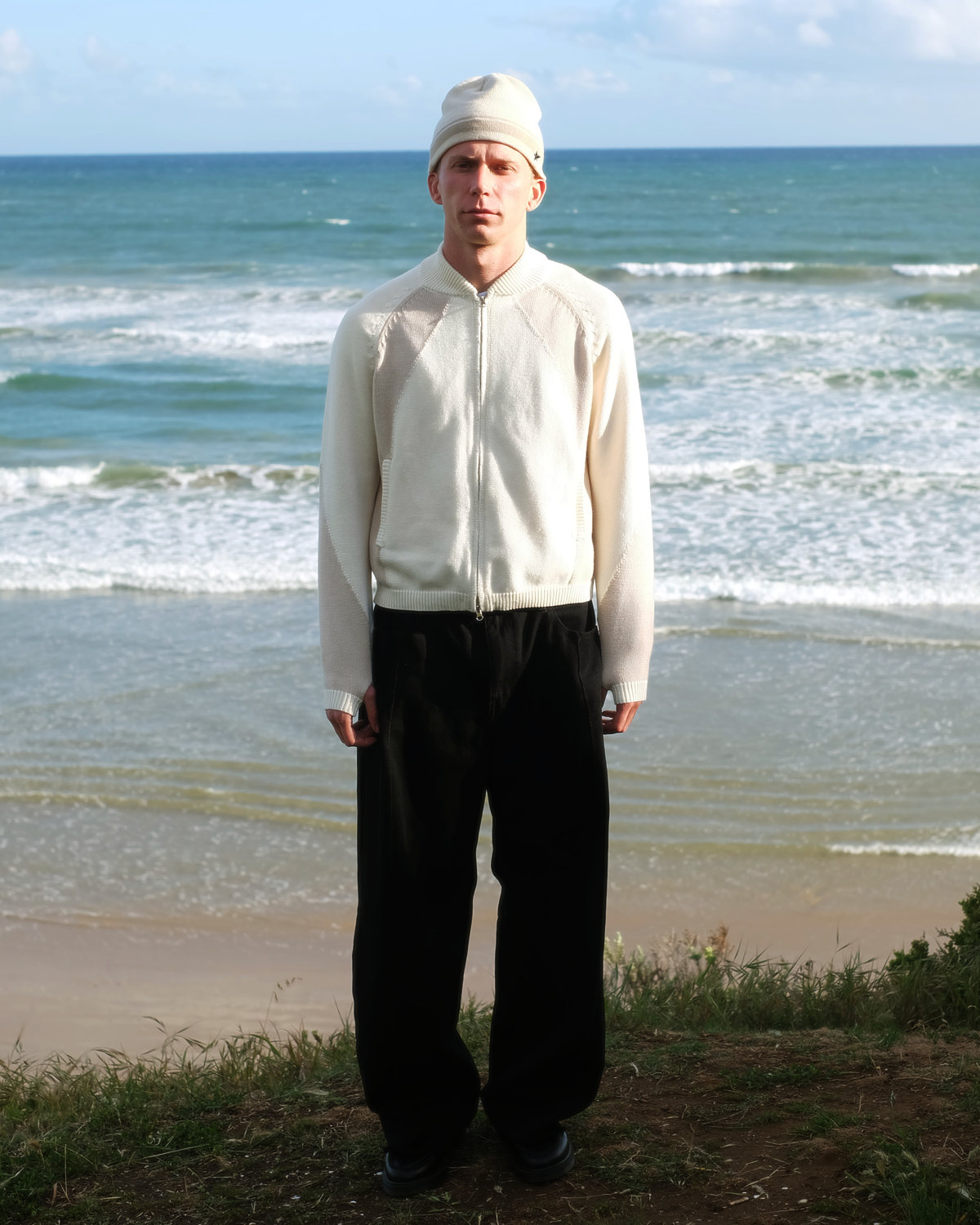 KNIT ZIP UP CARDIGAN